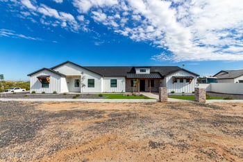 28673 Thompson Rd, San Tan Valley, AZ 85144