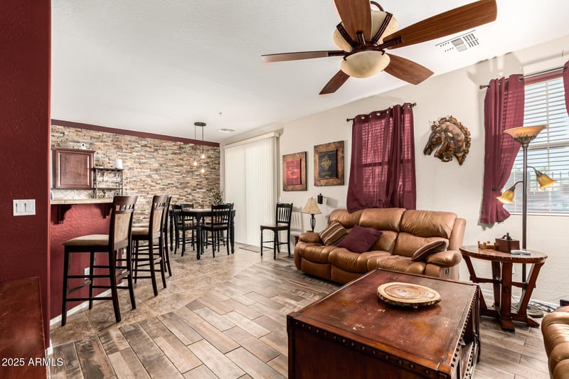 2868 Dunbar Dr, Phoenix, AZ 85042