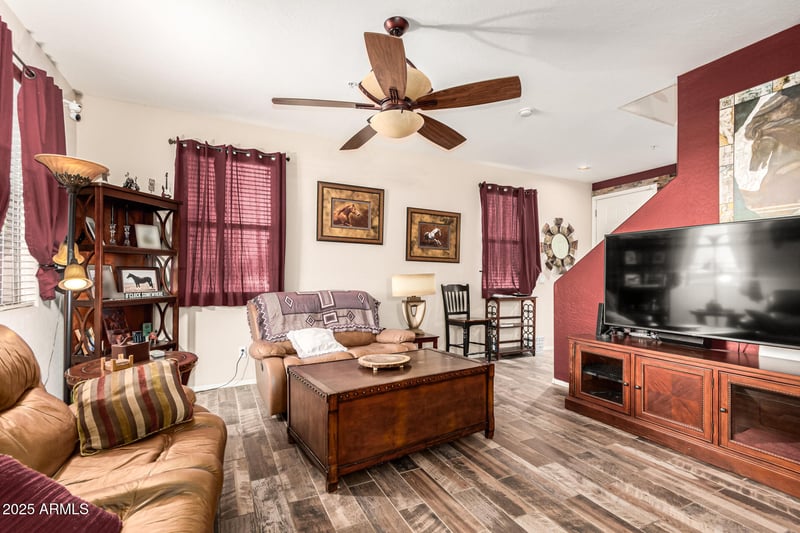 2868 Dunbar Dr, Phoenix, AZ 85042