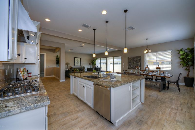2868 E Sagebrush St, Gilbert, AZ 85296