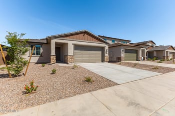 2868 Mecklenburg Way, San Tan Valley, AZ 85143