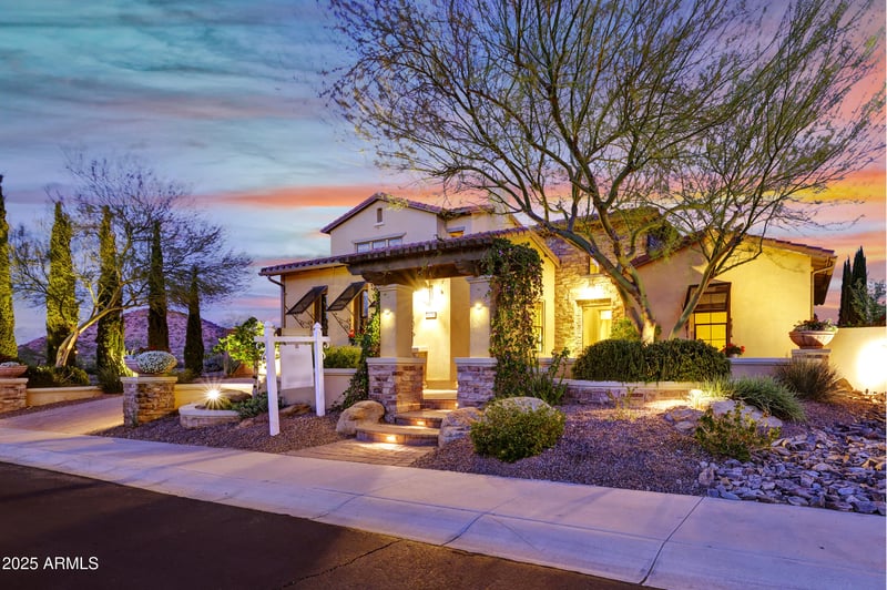 28689 67th Dr, Peoria, AZ 85383