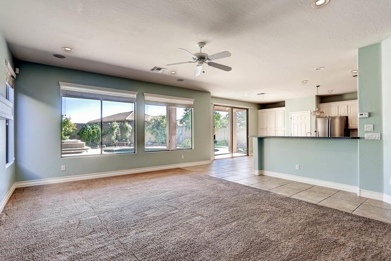 2869 W Haley Dr, Anthem, AZ 85086