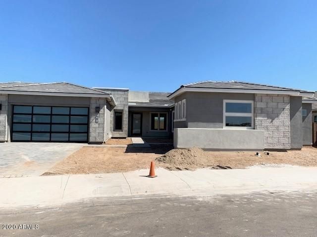 2870 E Cashman Dr, Phoenix, AZ 85050