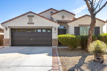 28727 Gold Ln, San Tan Valley, AZ 85143
