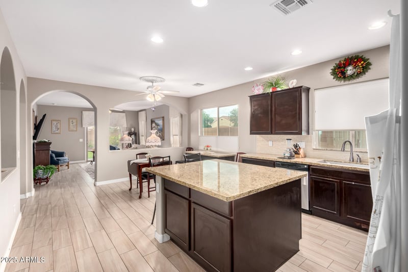 28734 Coyote Creek Rd, San Tan Valley, AZ 85143