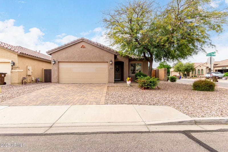 28734 Coyote Creek Rd, San Tan Valley, AZ 85143