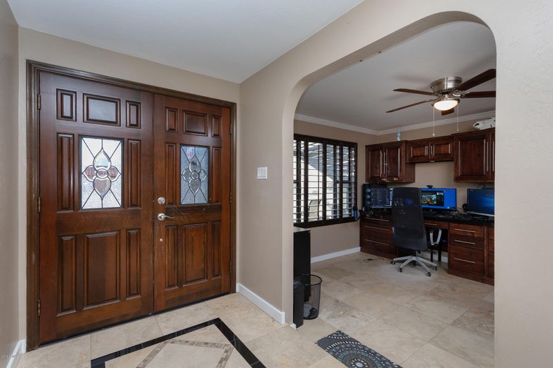 2874 E North Ln, Phoenix, AZ 85028