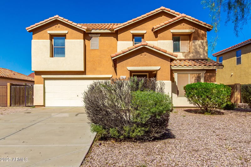 2874 Mineral Butte Dr, Queen Creek, AZ 85144