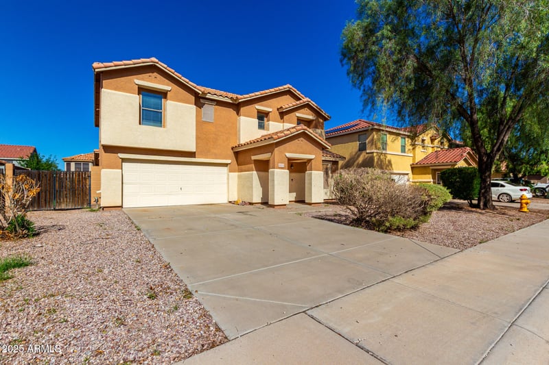 2874 Mineral Butte Dr, Queen Creek, AZ 85144
