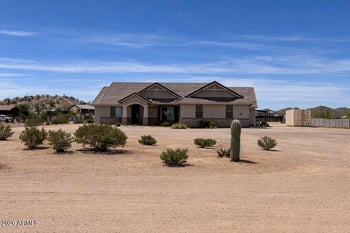 28744 Pamela Dr, San Tan Valley, AZ 85144