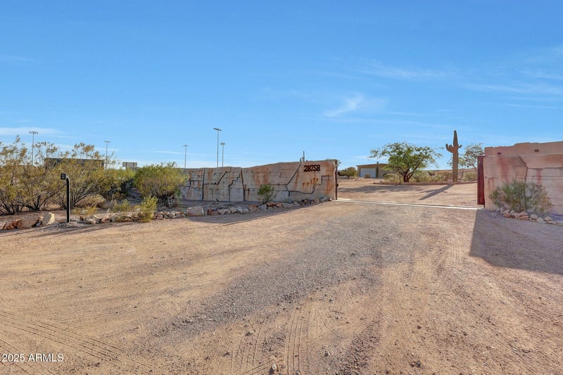 28758 Ashbrook Ln, San Tan Valley, AZ 85144