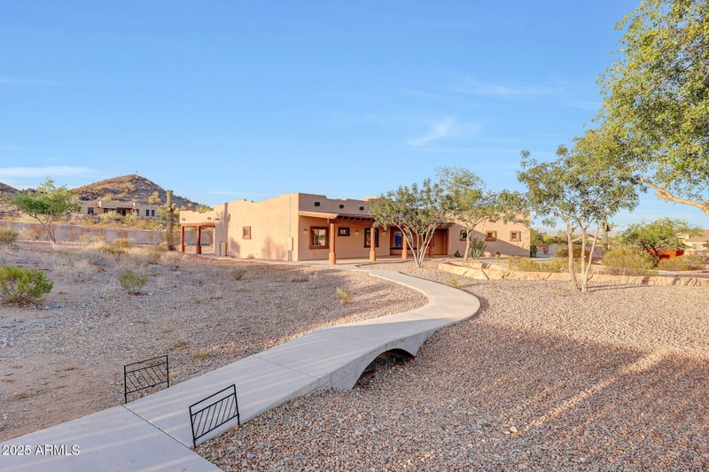 28758 Ashbrook Ln, San Tan Valley, AZ 85144
