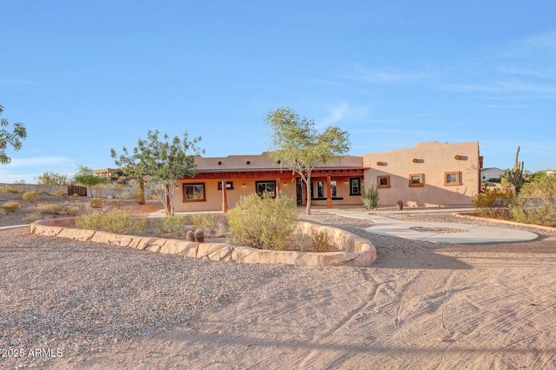 28758 Ashbrook Ln, San Tan Valley, AZ 85144