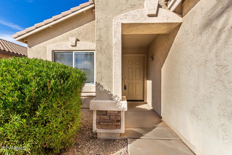 2876 E Bagdad Rd, San Tan Valley, AZ 85143