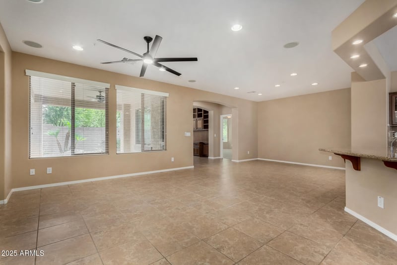 28783 128th Dr, Peoria, AZ 85383