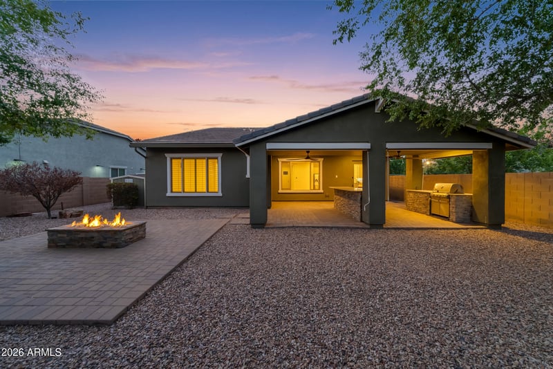 2879 E Appaloosa Rd, Gilbert, AZ 85296