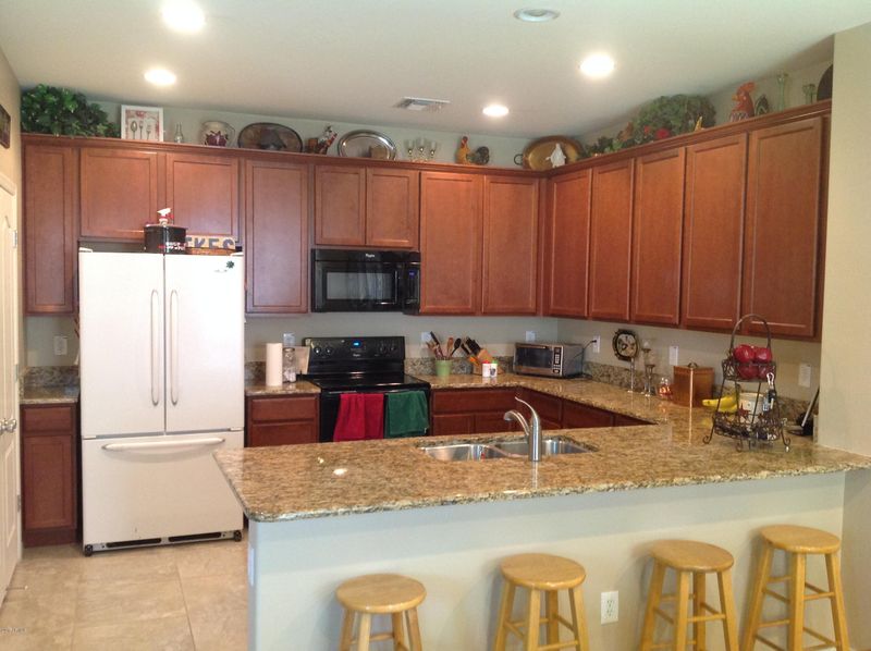 2879 S Hansen Dr, Gilbert, AZ 85295