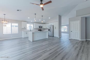 2881 Morgan Dr, Gilbert, AZ 85295