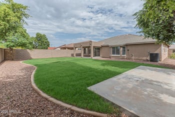 2881 Morgan Dr, Gilbert, AZ 85295