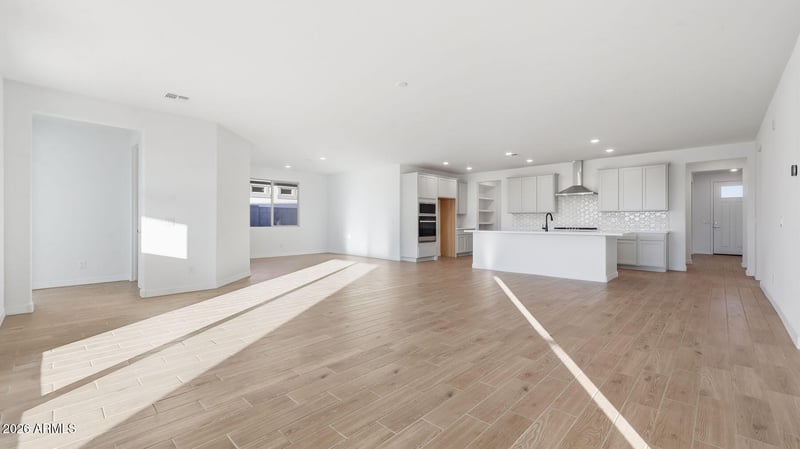 28810 174th Ln, Surprise, AZ 85387