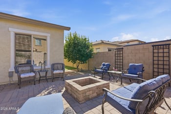 2882 Citadel Ct, Gilbert, AZ 85298