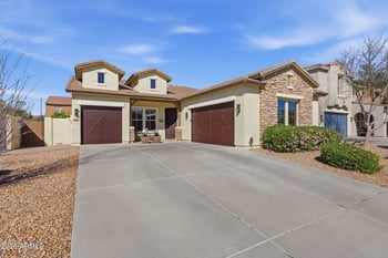 2882 Citadel Ct, Gilbert, AZ 85298