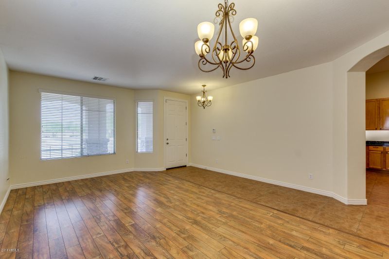 2883 E Cobalt St, Chandler, AZ 85225