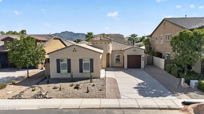 2883 E Ridgewood Ln, Gilbert, AZ 85298