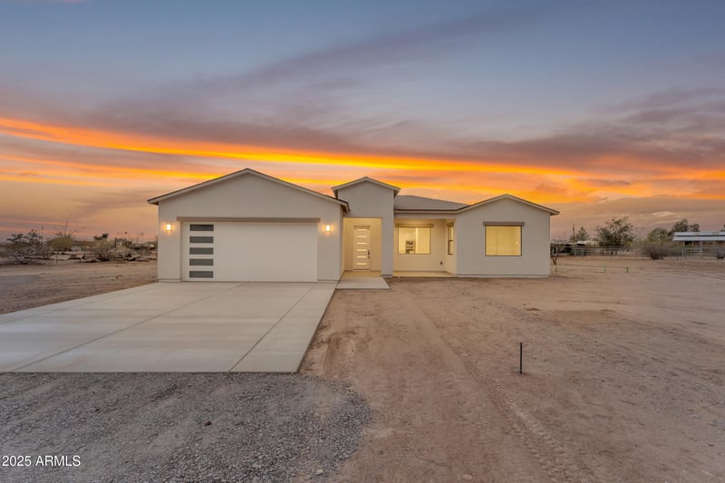 28834 175th Ave, Surprise, AZ 85387