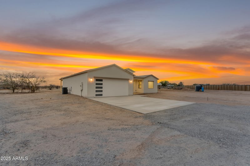 28834 175th Ave, Surprise, AZ 85387