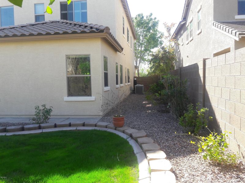 2884 E Crescent Way, Gilbert, AZ 85298