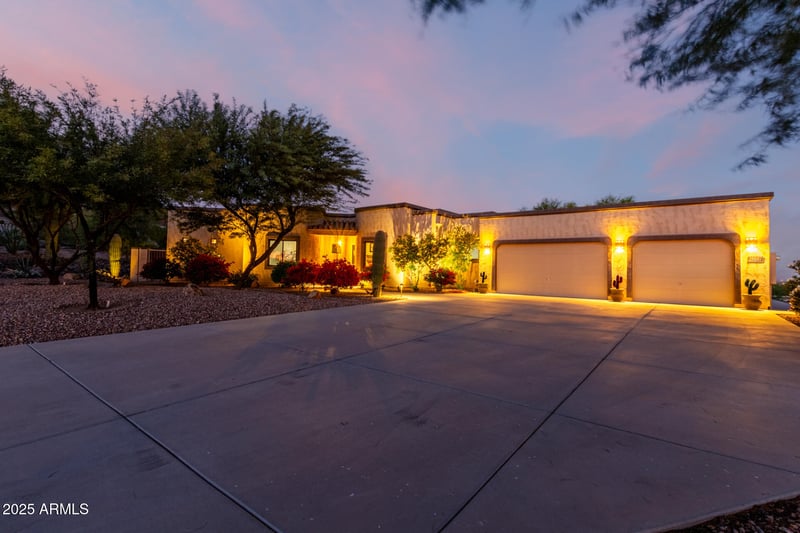 28847 Ashbrook Ln, San Tan Valley, AZ 85144