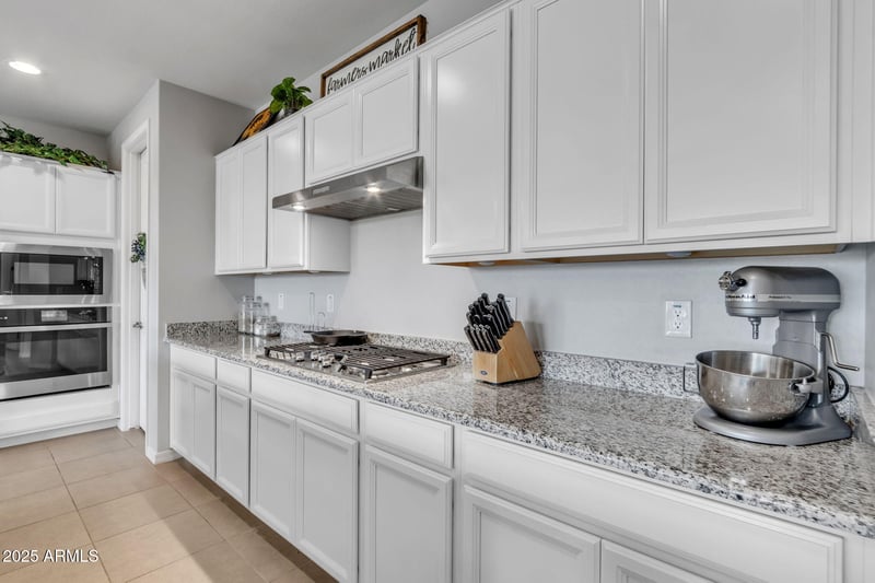 2885 New River Dr, San Tan Valley, AZ 85144