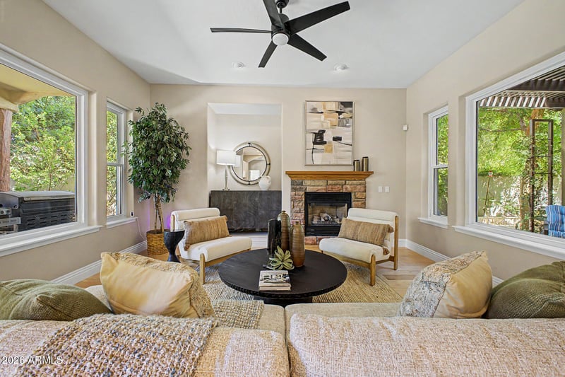 2886 E Washington Ave, Gilbert, AZ 85234