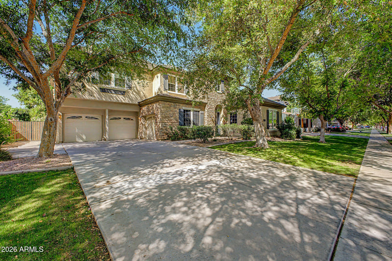 2886 E Washington Ave, Gilbert, AZ 85234