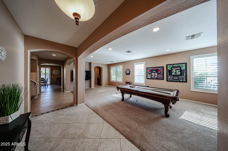 2886 Hazeltine Way, Chandler, AZ 85249