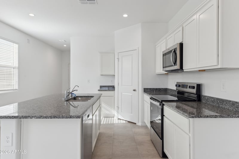 2887 W Shepperd Ave, Apache Junction, AZ 85120