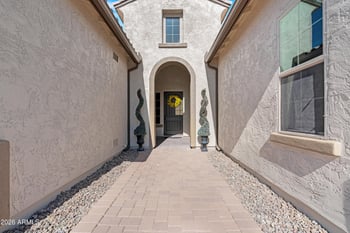 2888 Bellflower Dr, Gilbert, AZ 85298