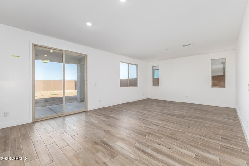 2888 Mecklenburg Way, San Tan Valley, AZ 85143