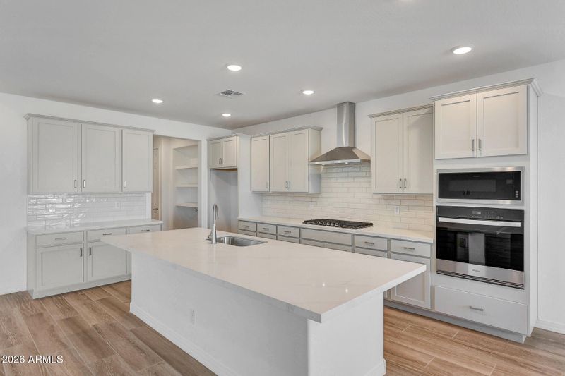 28886 N 174th Ln, Surprise, AZ 85387
