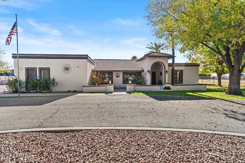 2889 E Tremaine Ave, Gilbert, AZ 85234