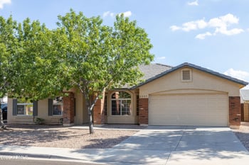 2889 Tyson Ct, Gilbert, AZ 85295
