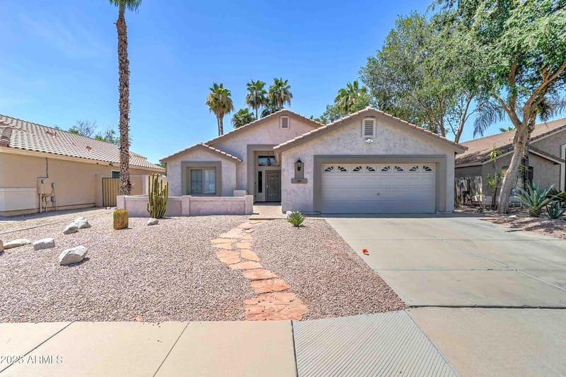289 Mesquite St, Gilbert, AZ 85296