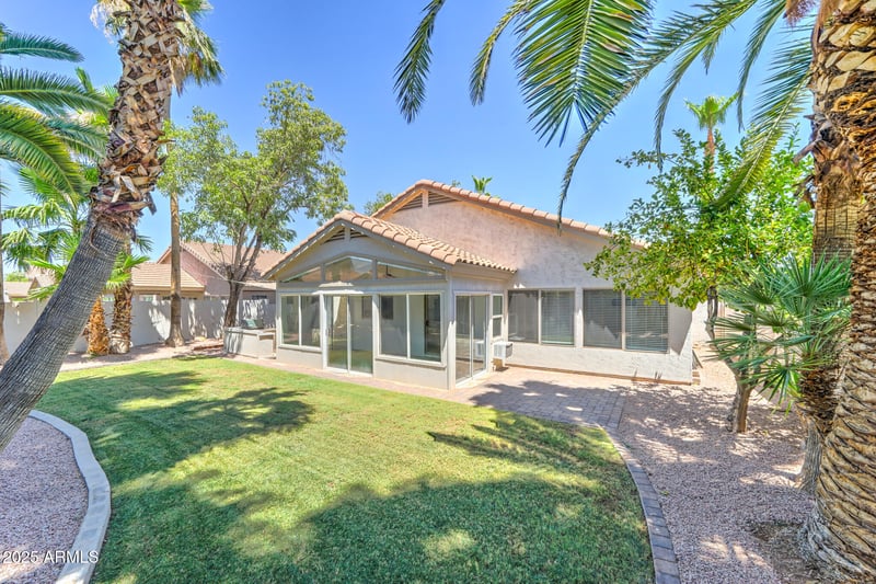 289 Mesquite St, Gilbert, AZ 85296