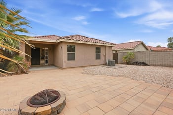 2891 W Silver Creek Ln, San Tan Valley, AZ 85144
