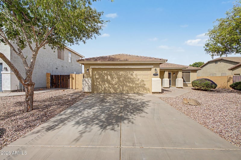 2892 W Goldmine Mountain Dr, San Tan Valley, AZ 85144