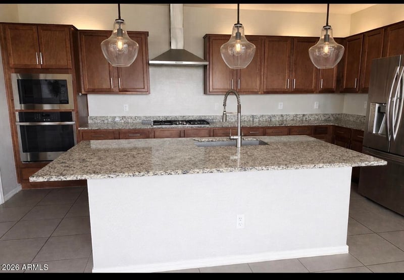 2896 Rainbow Dr, San Tan Valley, AZ 85144