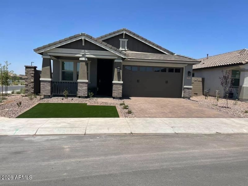 2896 Rainbow Dr, San Tan Valley, AZ 85144
