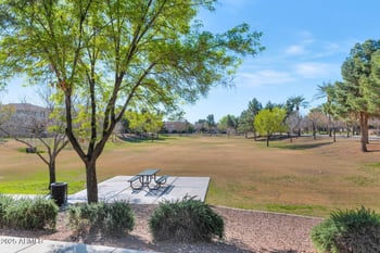 2898 Hansen Dr, Gilbert, AZ 85295